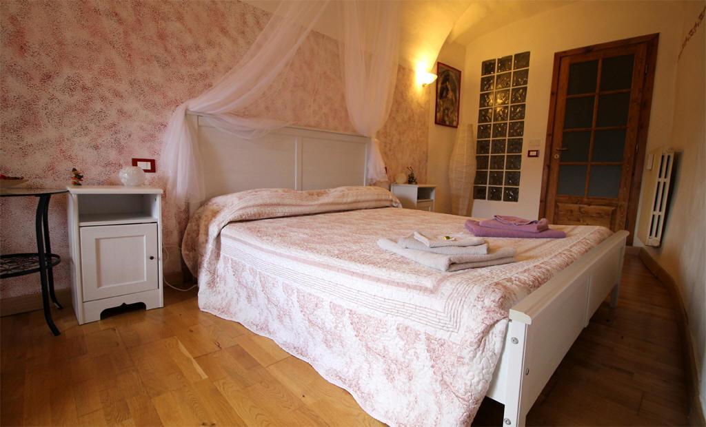 Bed and Breakfast La Stregatta Триора Экстерьер фото